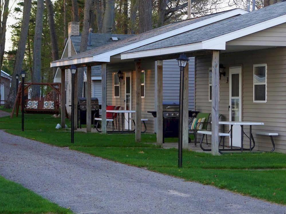 Sunset Resort Prudenville Extérieur photo