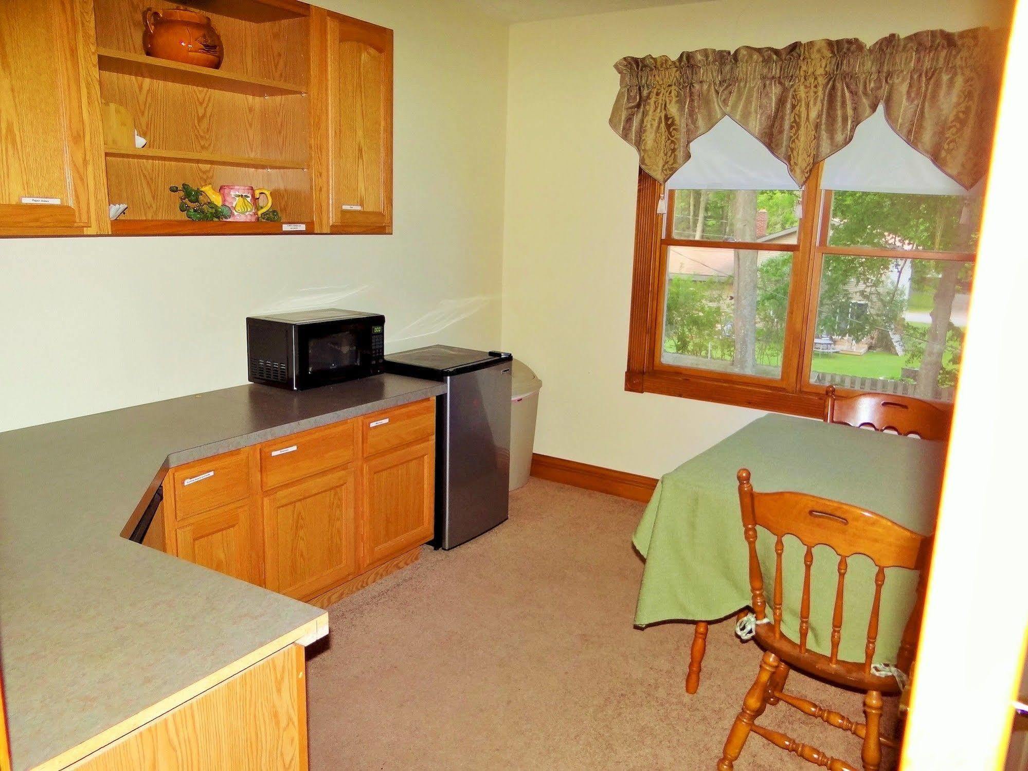 Sunset Resort Prudenville Extérieur photo